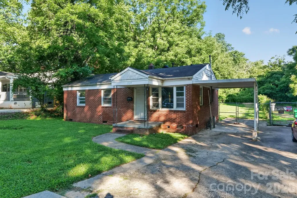 2505 Druid Hills Way Charlotte NC 28206
