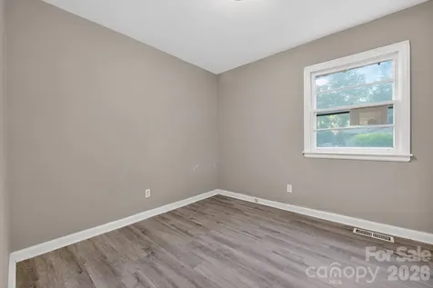 2505 Druid Hills Way Charlotte NC 28206