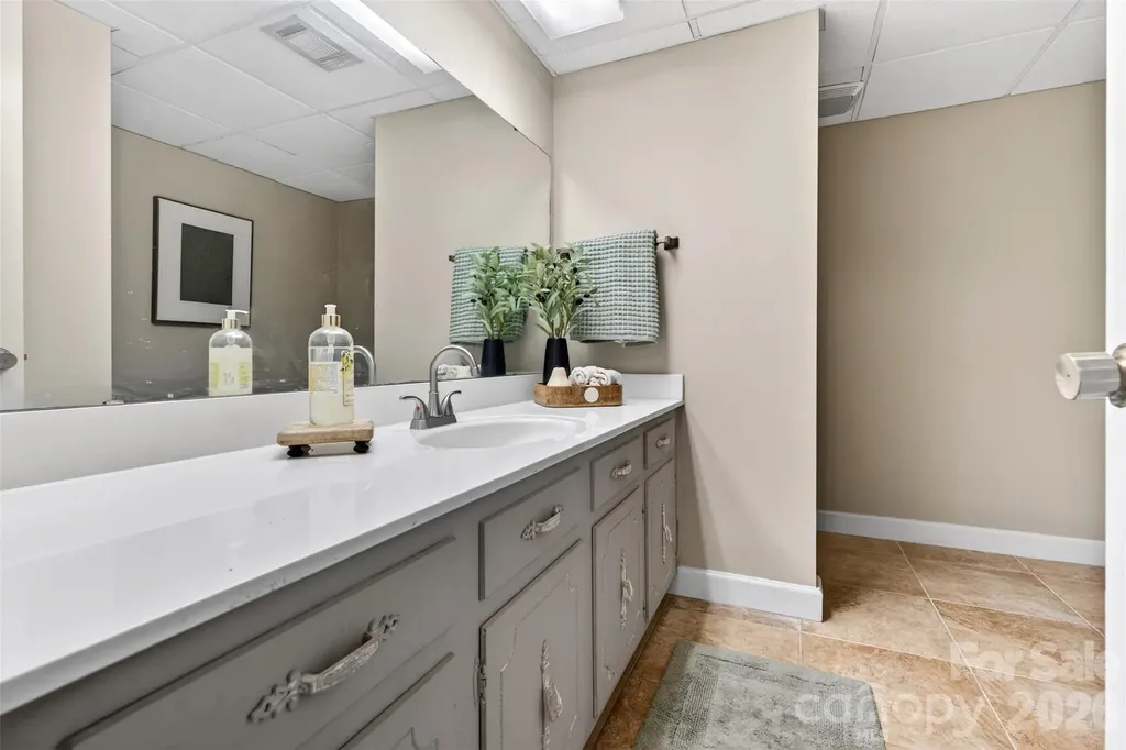 615 Kenway Loop Mooresville NC 28117