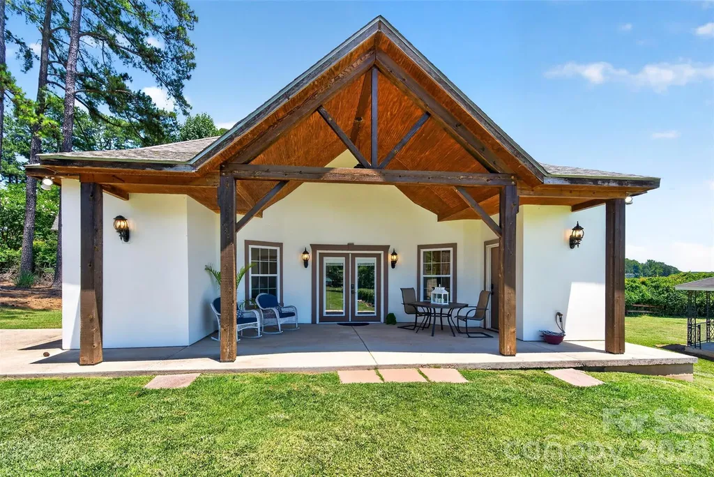 615 Kenway Loop Mooresville NC 28117
