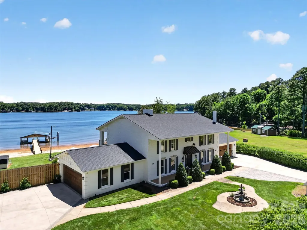 615 Kenway Loop Mooresville NC 28117