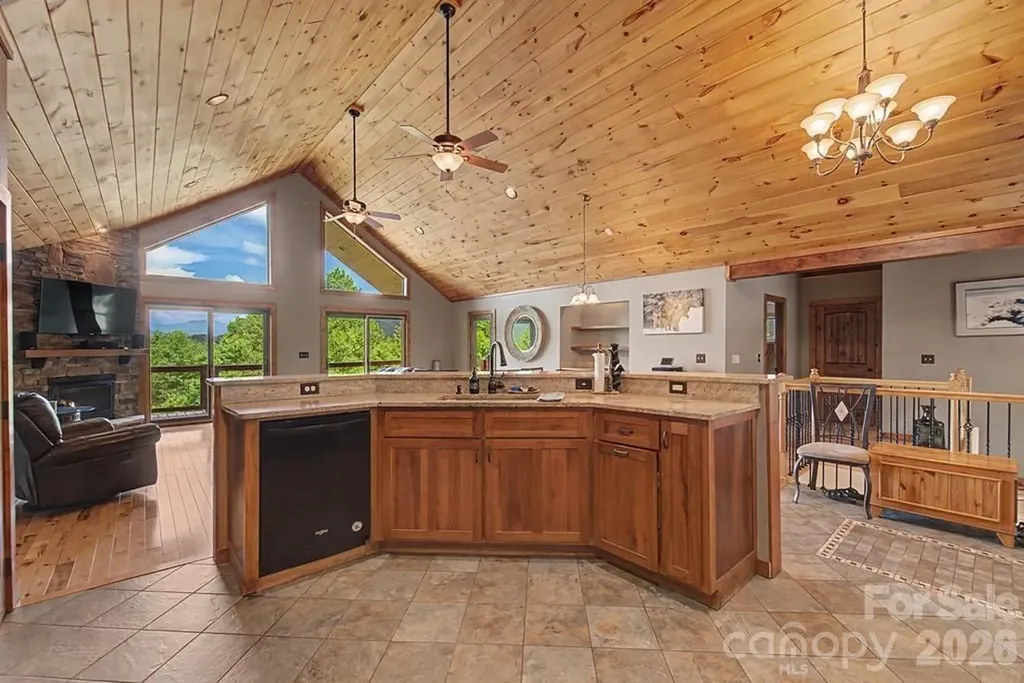 346 Torwood Lane Whittier NC 28789