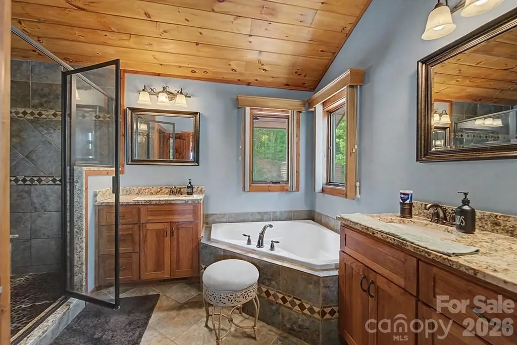 346 Torwood Lane Whittier NC 28789