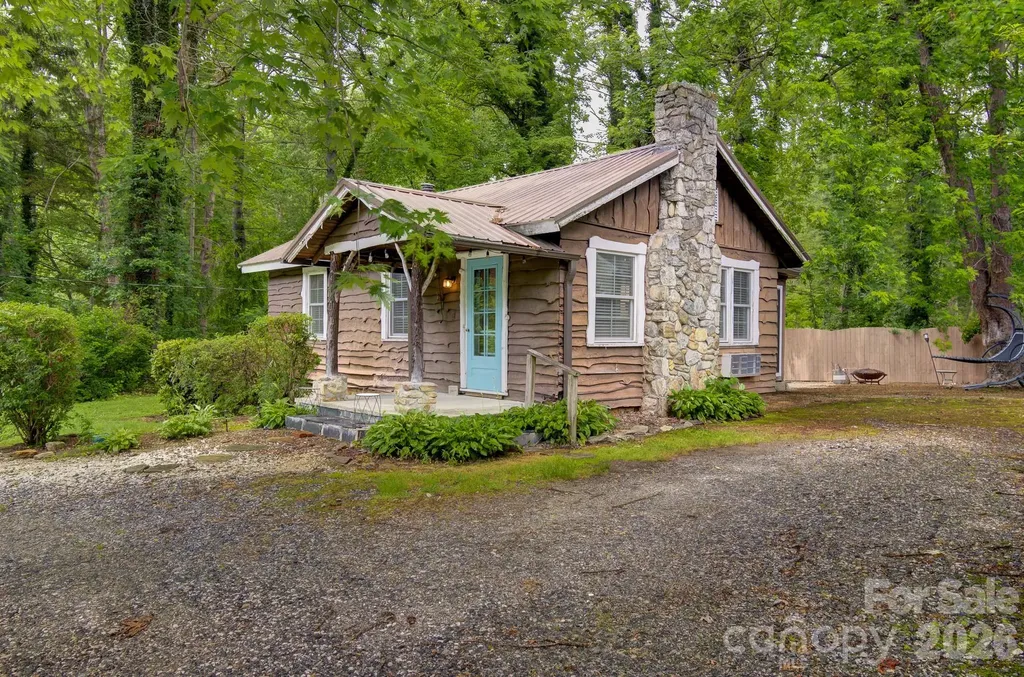 3119 Brevard Road Hendersonville NC 28791