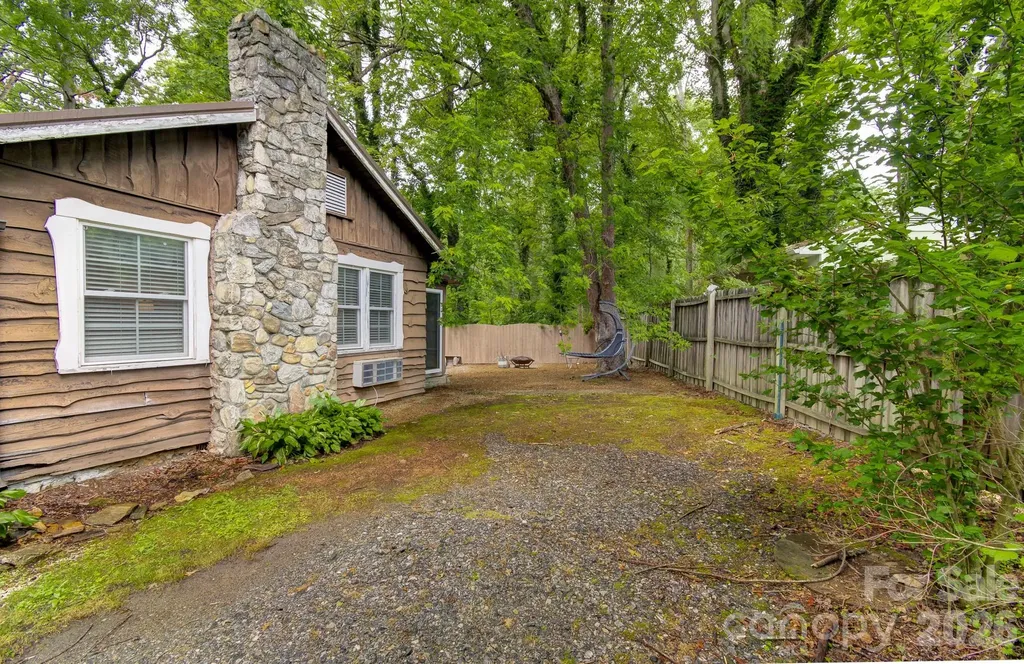 3119 Brevard Road Hendersonville NC 28791