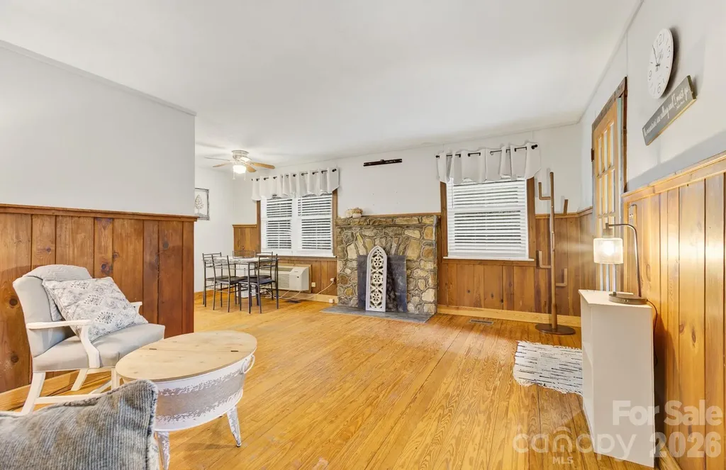 3119 Brevard Road Hendersonville NC 28791
