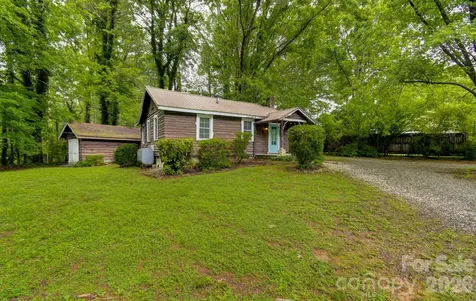 3119 Brevard Road Hendersonville NC 28791