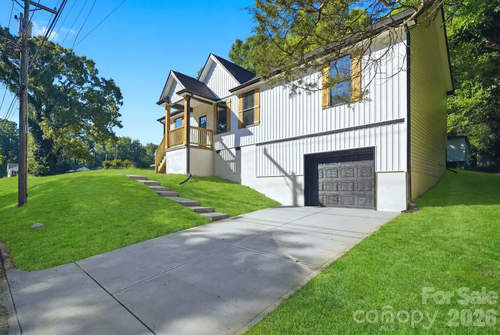 1111 W 7th Avenue Gastonia NC 28052