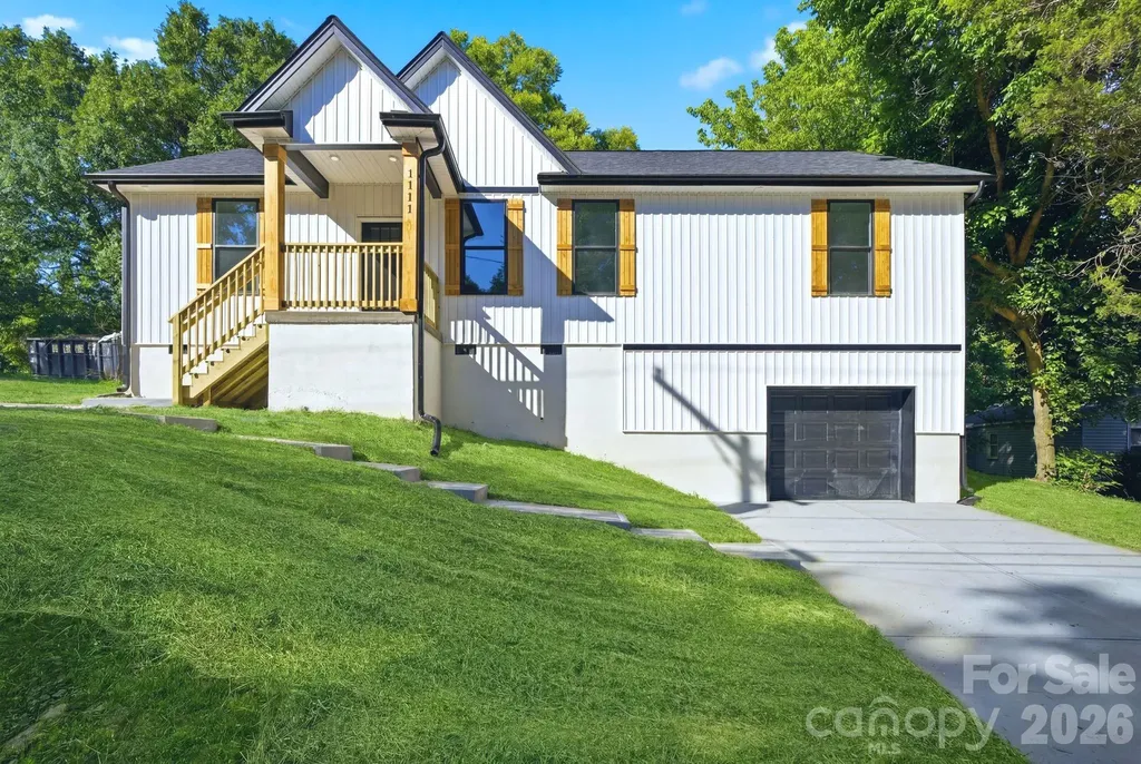 1111 W 7th Avenue Gastonia NC 28052