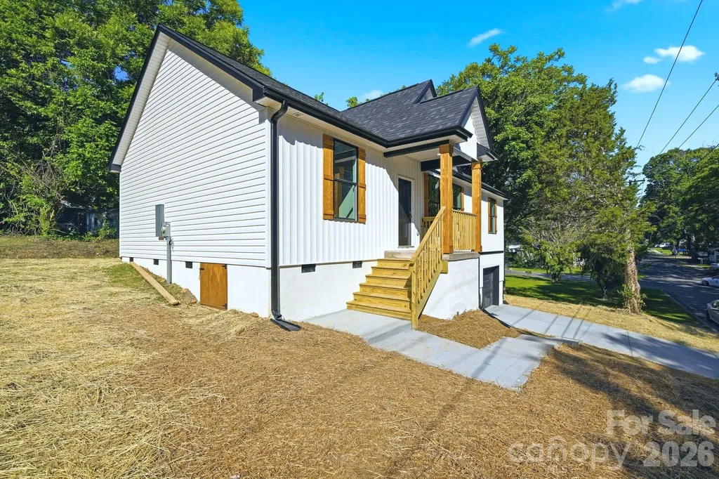 1111 W 7th Avenue Gastonia NC 28052