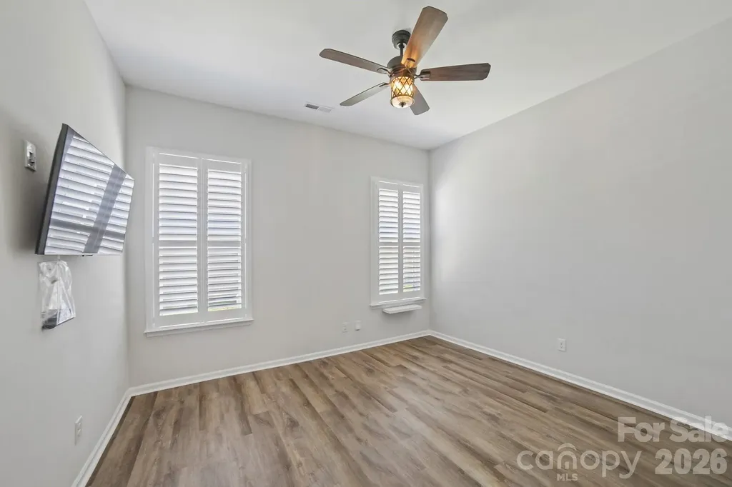 8096 Woodline Lane Denver NC 28037