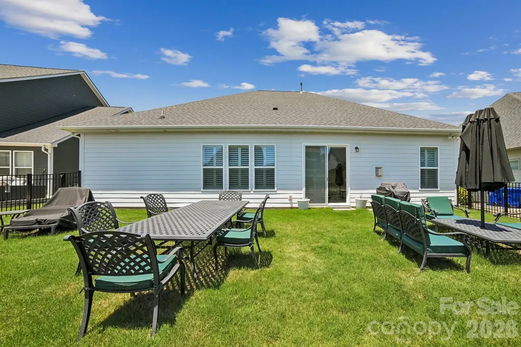 8096 Woodline Lane Denver NC 28037