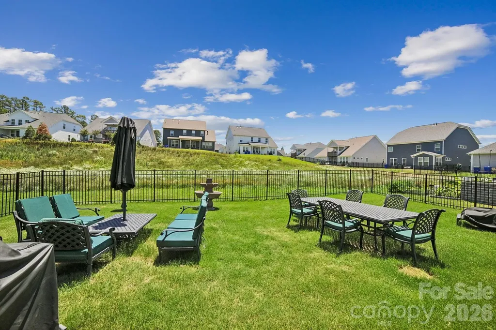 8096 Woodline Lane Denver NC 28037