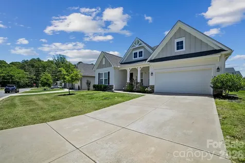 8096 Woodline Lane Denver NC 28037
