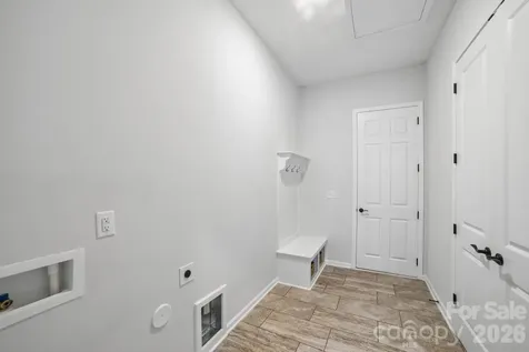 8096 Woodline Lane Denver NC 28037