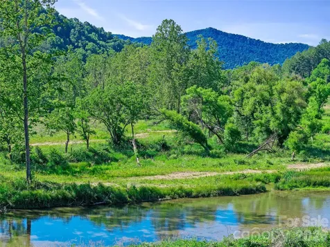 0 Us Hwy 19w Highway Burnsville NC 28714