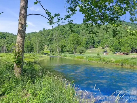 0 Us Hwy 19w Highway Burnsville NC 28714