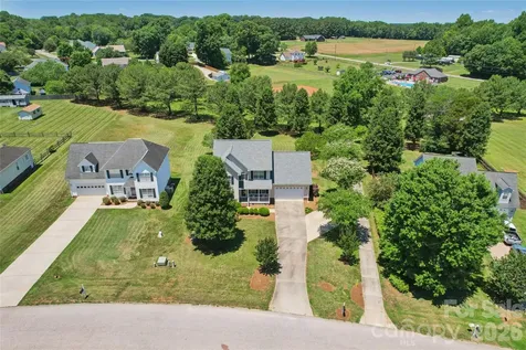 246 Maple Ridge Circle Salisbury NC 28147