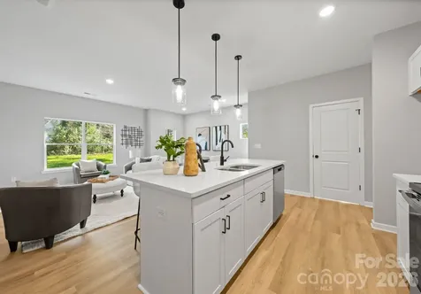 3131 Hatty Place Charlotte NC 28216