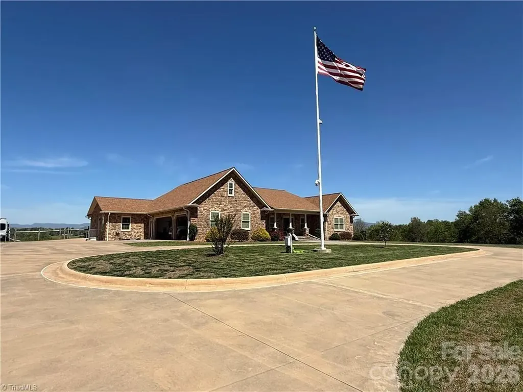 2831 Bethany Ford Road Roaring River NC 28669