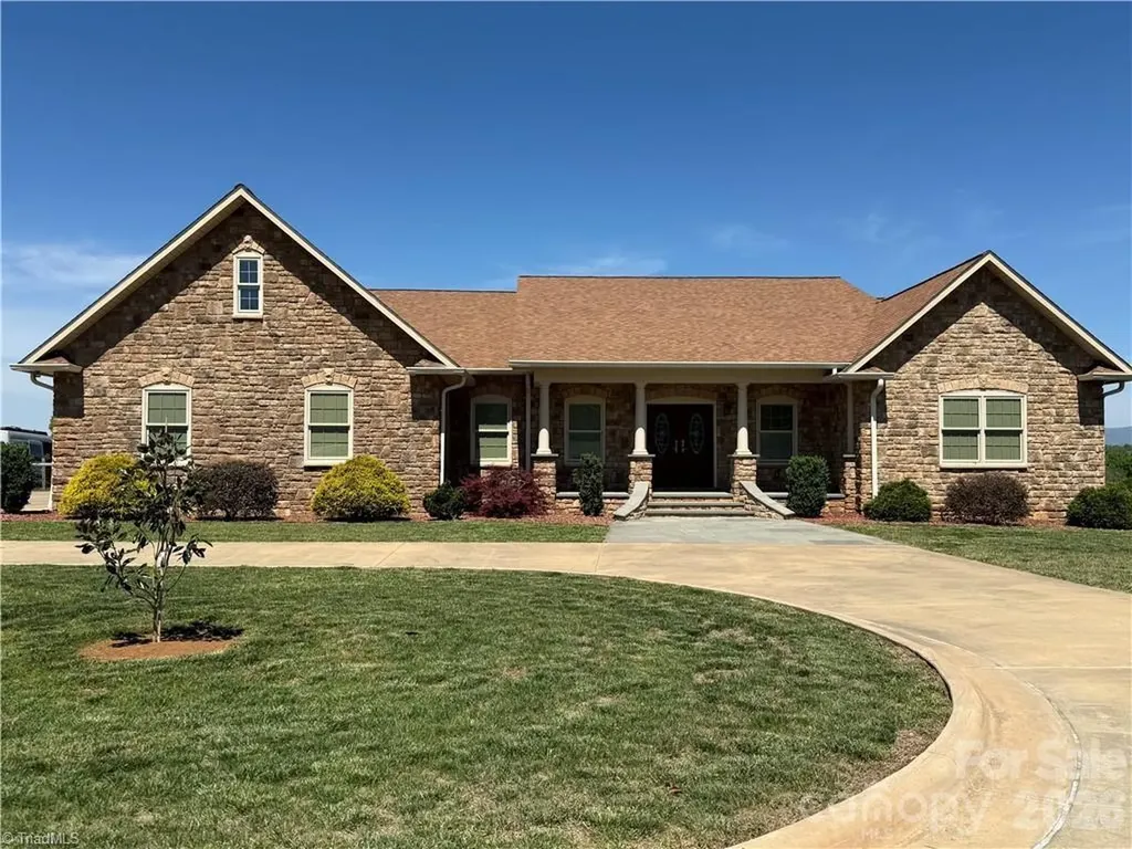 2831 Bethany Ford Road Roaring River NC 28669