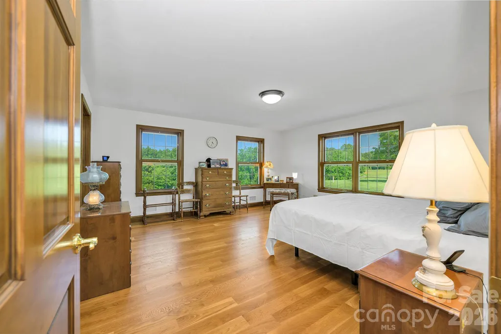 2831 Bethany Ford Road Roaring River NC 28669