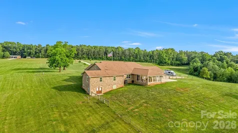 2831 Bethany Ford Road Roaring River NC 28669