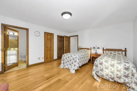 2831 Bethany Ford Road Roaring River NC 28669