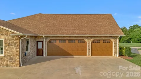 2831 Bethany Ford Road Roaring River NC 28669