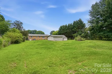 913 Harper Road Gastonia NC 28056