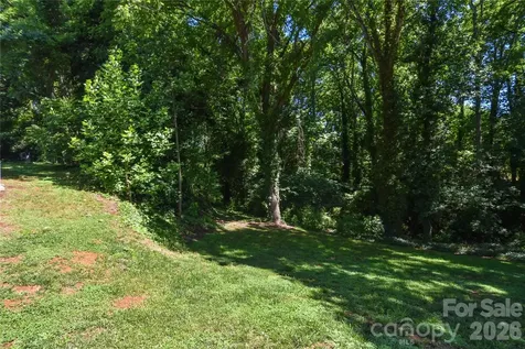 345 W Lowrance Avenue Mooresville NC 28115