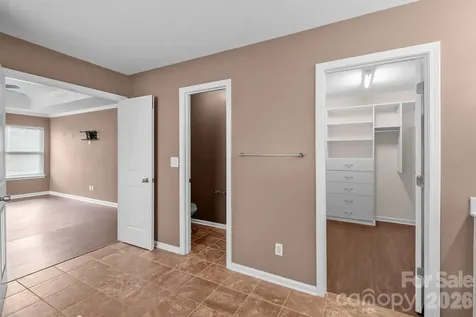 1410 San Gabriel Avenue Charlotte NC 28214