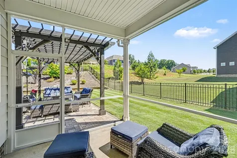 3024 Deep River Way Waxhaw NC 28173