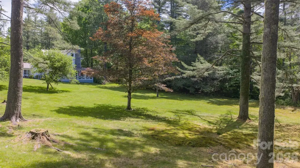 760 N 5th Street Highlands NC 28741