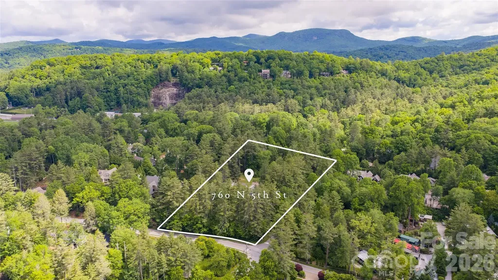 760 N 5th Street Highlands NC 28741