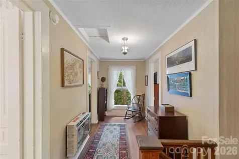 760 N 5th Street Highlands NC 28741
