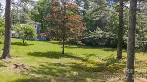 760 N 5th Street Highlands NC 28741