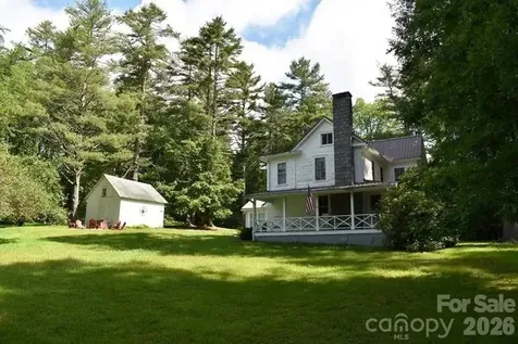 760 N 5th Street Highlands NC 28741