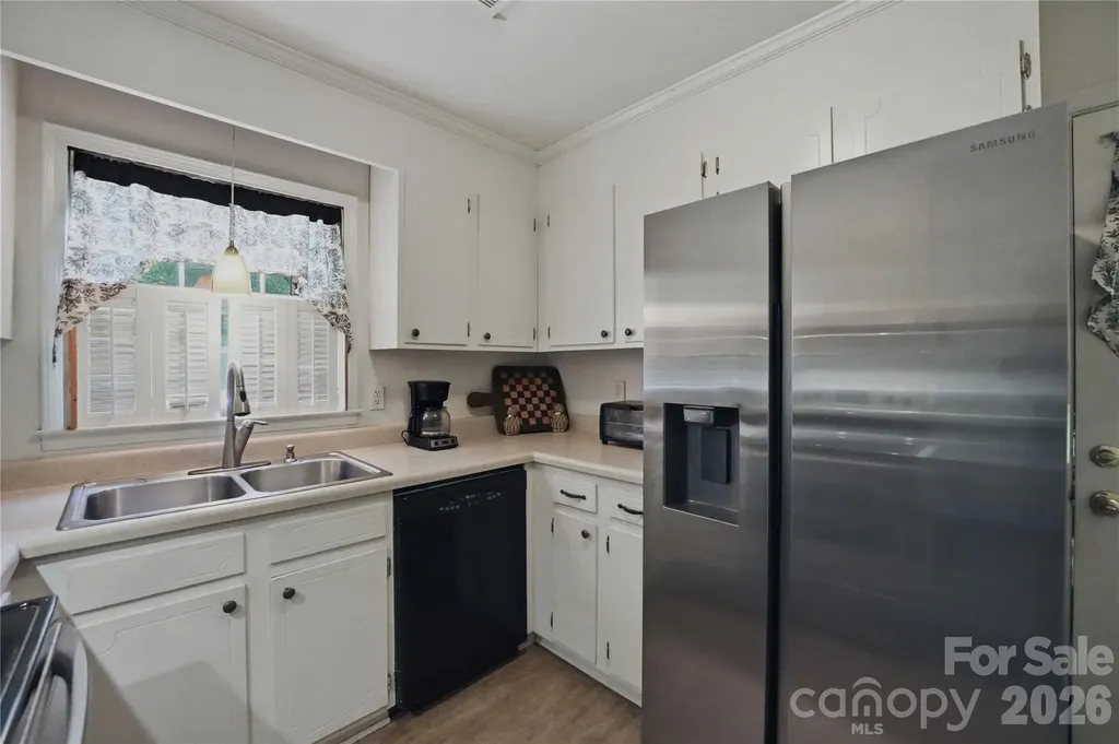 7626 Winterset Drive Charlotte NC 28270