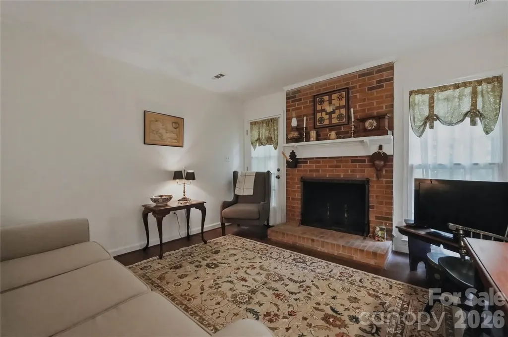7626 Winterset Drive Charlotte NC 28270