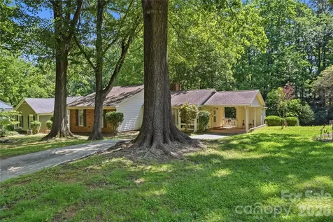 7626 Winterset Drive Charlotte NC 28270