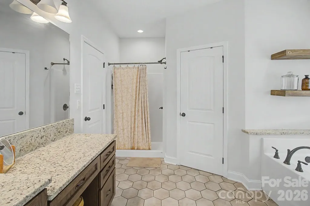 300 Green Meadow Lane Mars Hill NC 28754