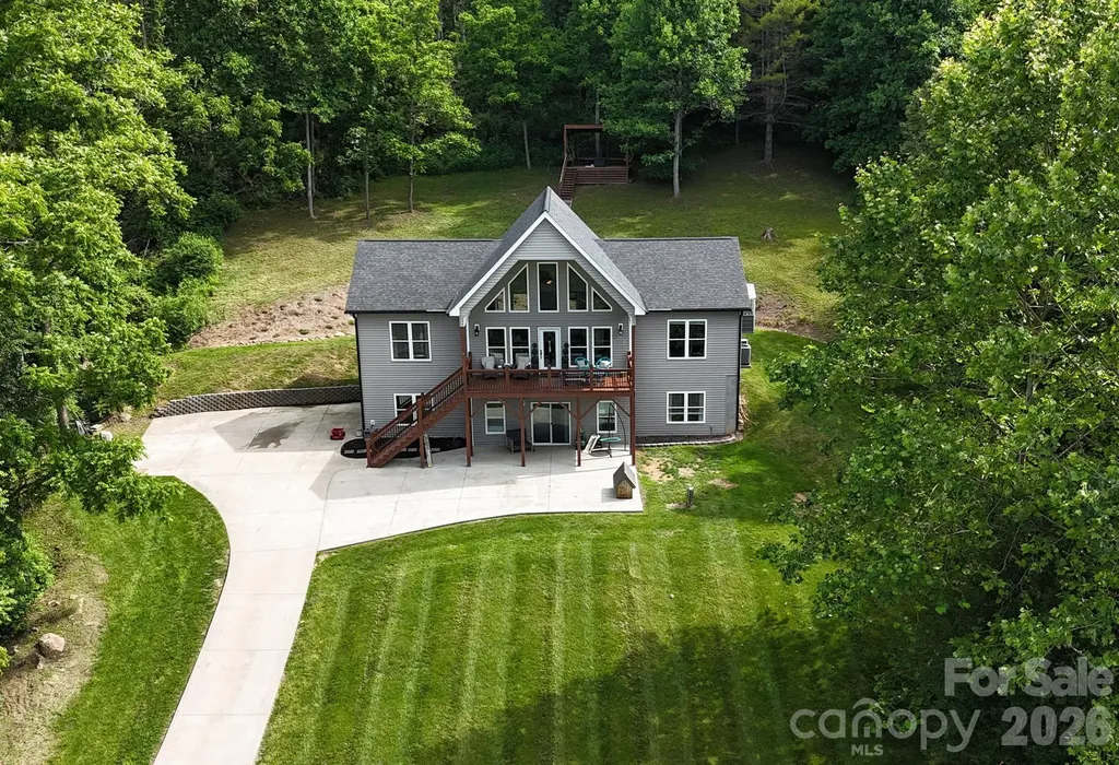 300 Green Meadow Lane Mars Hill NC 28754