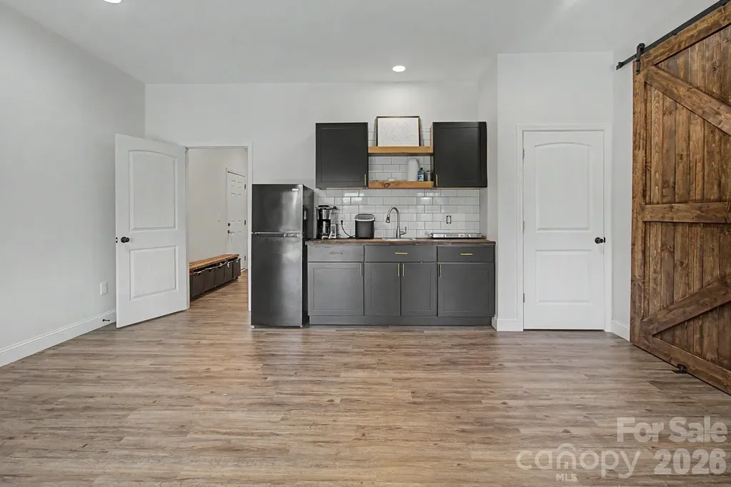 300 Green Meadow Lane Mars Hill NC 28754
