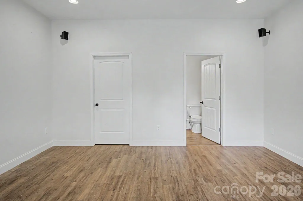 300 Green Meadow Lane Mars Hill NC 28754