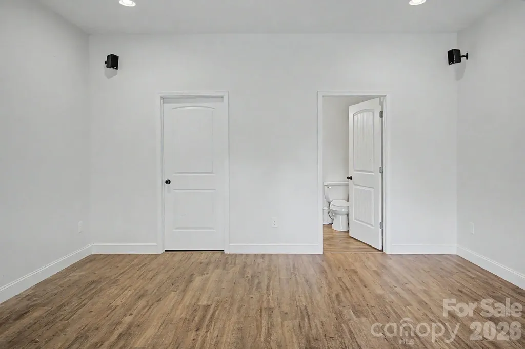 300 Green Meadow Lane Mars Hill NC 28754