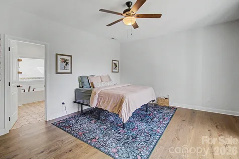 300 Green Meadow Lane Mars Hill NC 28754