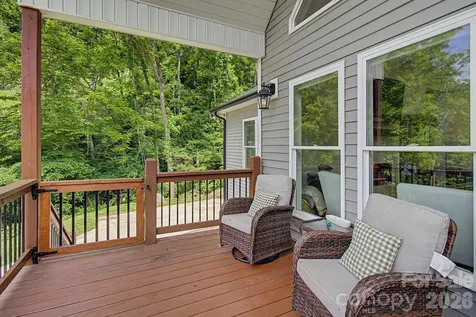 300 Green Meadow Lane Mars Hill NC 28754