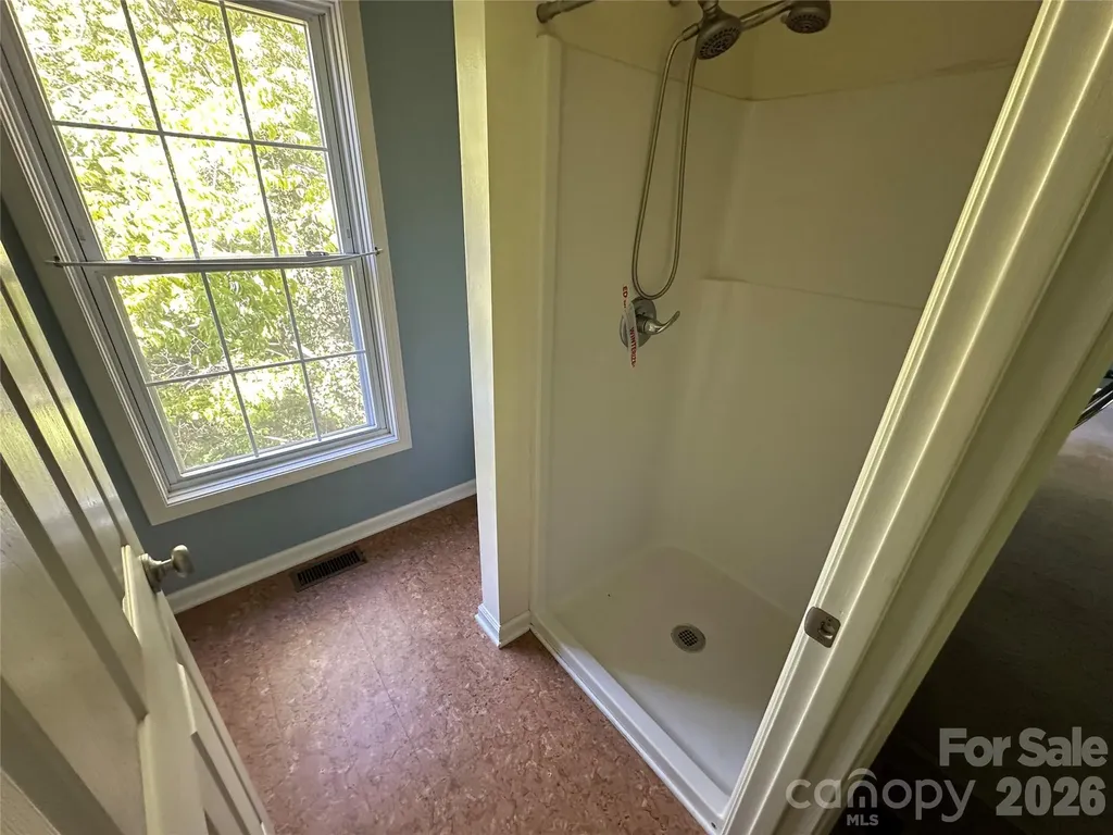 126 Ridgeline Road Clyde NC 28721