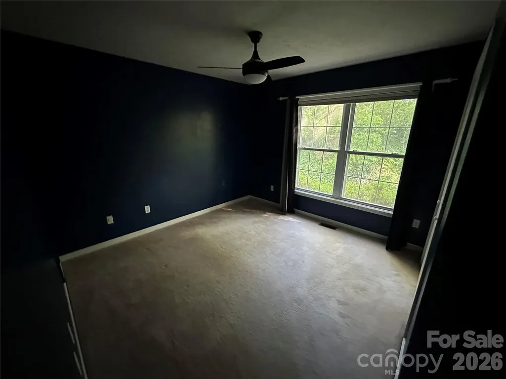 126 Ridgeline Road Clyde NC 28721